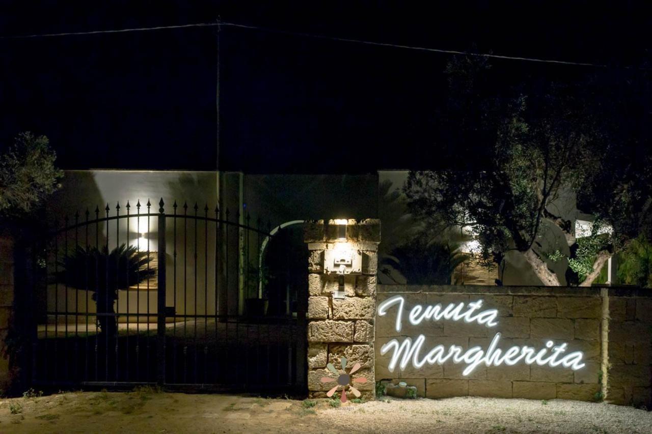 Agriturismo Tenuta Margherita Torre Lapillo Exteriér fotografie